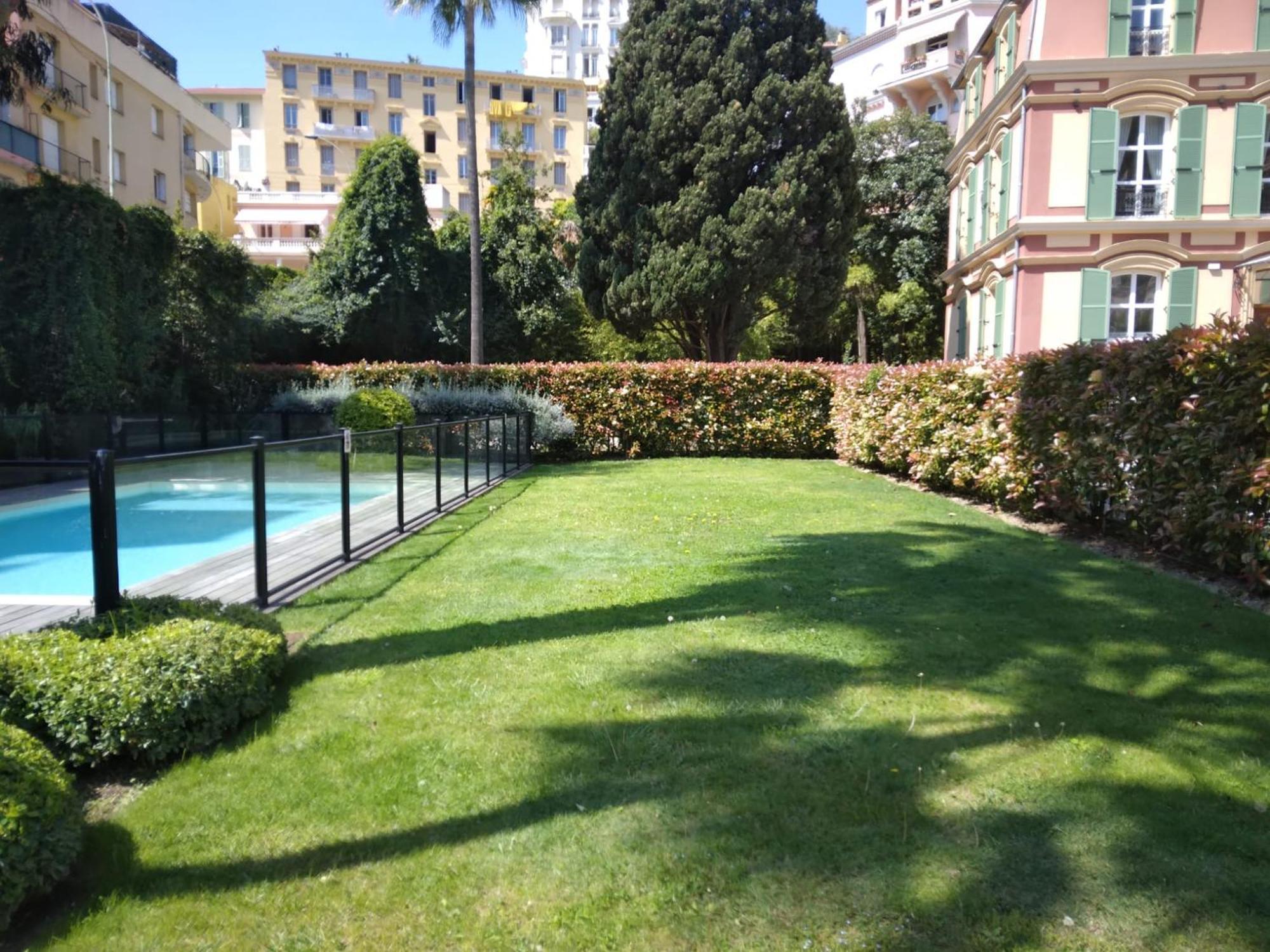 Intercontinental Superbe Appartement Avec Piscine Menton Ngoại thất bức ảnh