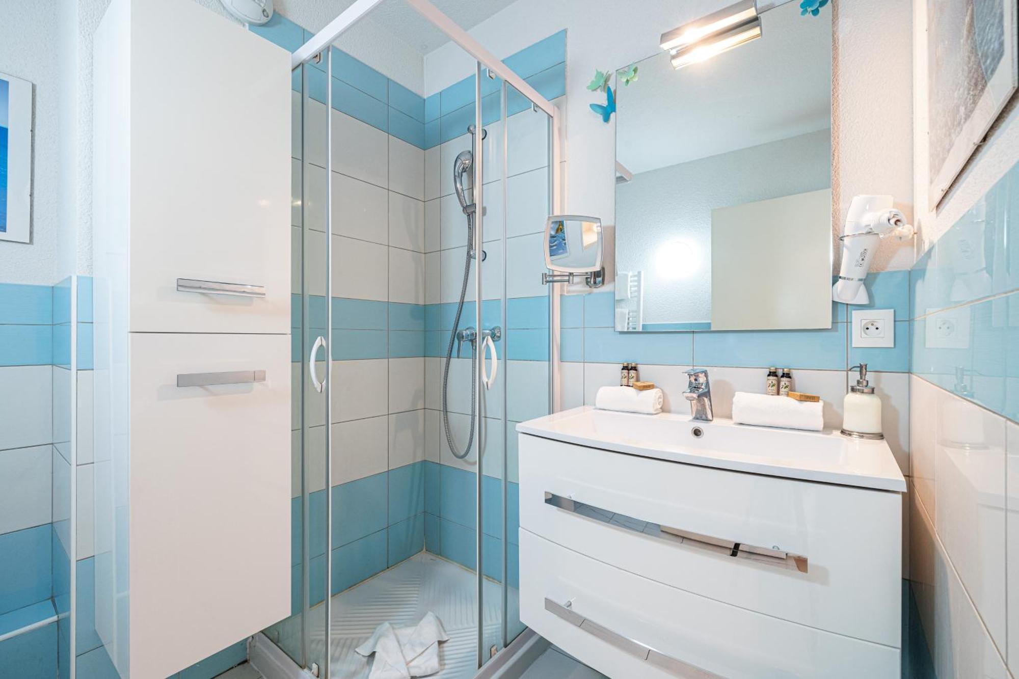 Intercontinental Superbe Appartement Avec Piscine Menton Ngoại thất bức ảnh